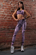 Leginsai moterims violetines spalvos