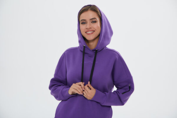 Mamos dukros violetinis kostiumas